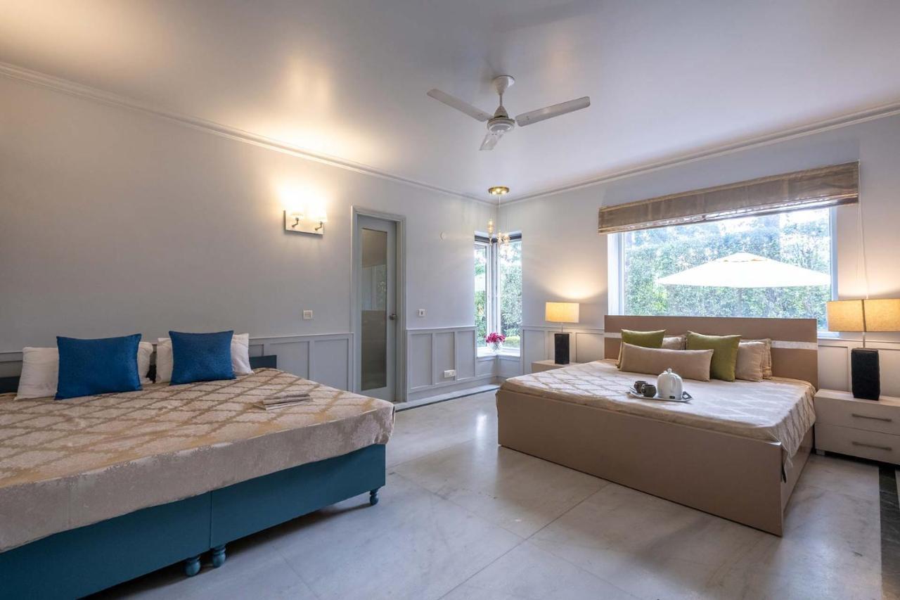 Stayvista At The Banyan Abode With Pool Table, Pet Friendly & Outdoor Pool Manesar Esterno foto